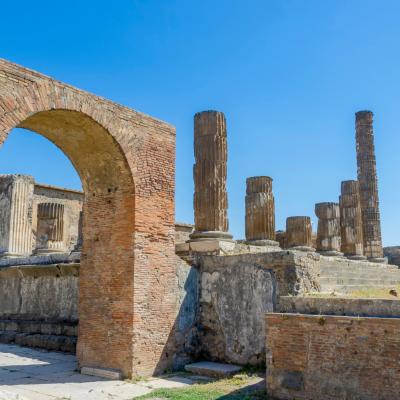 Street With Arch And Remains Of Columns In Pompeii